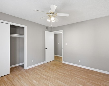 2388 Lawrenceville Highway - Photo Thumbnail 12