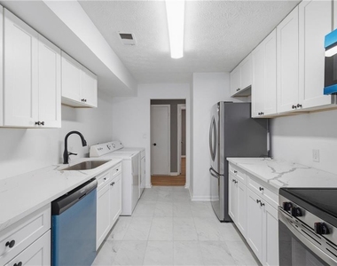 2388 Lawrenceville Highway - Photo Thumbnail 6