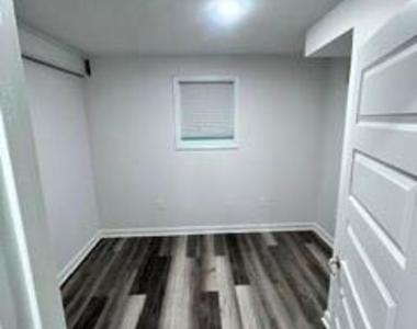 644 Bantry Lane - Photo Thumbnail 41