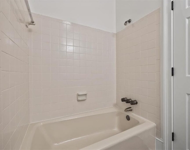 2120 Skyland Cove Lane - Photo Thumbnail 21