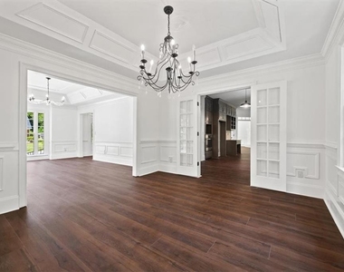 2120 Skyland Cove Lane - Photo Thumbnail 7
