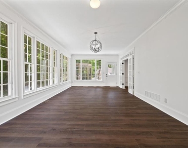 2120 Skyland Cove Lane - Photo Thumbnail 14
