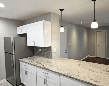 10910 S Kilpatrick Avenue - Photo Thumbnail 8