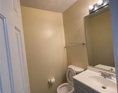 700 Cannoli Court - Photo Thumbnail 8