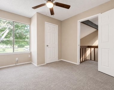 7140 S Dairy Ashford Rd - Photo Thumbnail 13
