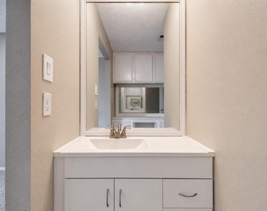 7140 S Dairy Ashford Rd - Photo Thumbnail 22