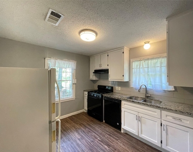 5213 Anzio Road - Photo Thumbnail 6