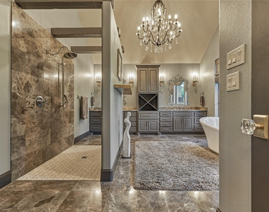 39 Wycliffe Drive - Photo Thumbnail 25