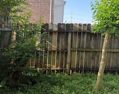 10075 Westpark Drive - Photo Thumbnail 8