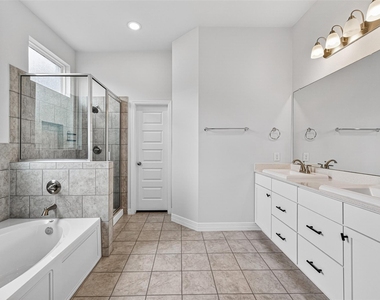 6602 Albany Forest Court - Photo Thumbnail 27