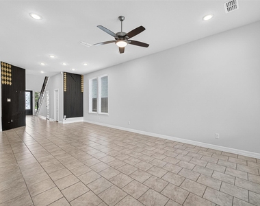 6602 Albany Forest Court - Photo Thumbnail 13