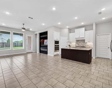 6602 Albany Forest Court - Photo Thumbnail 6