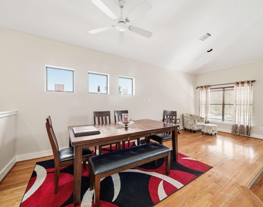 9802 Cynthia Ann Court - Photo Thumbnail 12