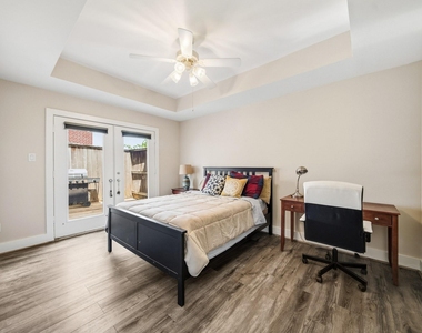 9802 Cynthia Ann Court - Photo Thumbnail 7