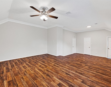 4539 Springfield Lakes Street - Photo Thumbnail 28