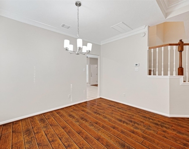 4539 Springfield Lakes Street - Photo Thumbnail 5