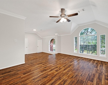 4539 Springfield Lakes Street - Photo Thumbnail 29
