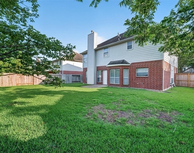 4539 Springfield Lakes Street - Photo Thumbnail 33