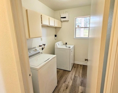 24022 Spring Briar Lane - Photo Thumbnail 7