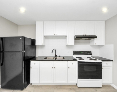 5441 Minden Street - Photo Thumbnail 6