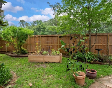 74 Shannon Green Court - Photo Thumbnail 20