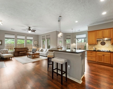 74 Shannon Green Court - Photo Thumbnail 7