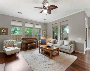 74 Shannon Green Court - Photo Thumbnail 10