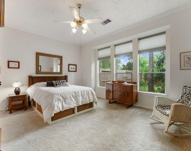 74 Shannon Green Court - Photo Thumbnail 11