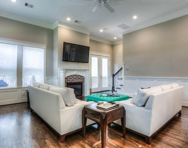 922 Alexander Street - Photo Thumbnail 15