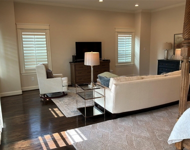 922 Alexander Street - Photo Thumbnail 29
