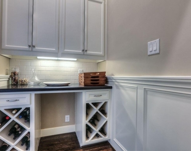 922 Alexander Street - Photo Thumbnail 17