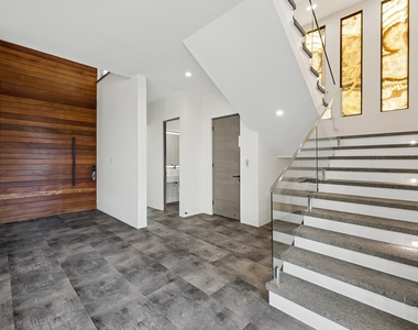 2610 Westgrove Lane - Photo Thumbnail 4