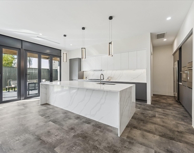 2610 Westgrove Lane - Photo Thumbnail 12