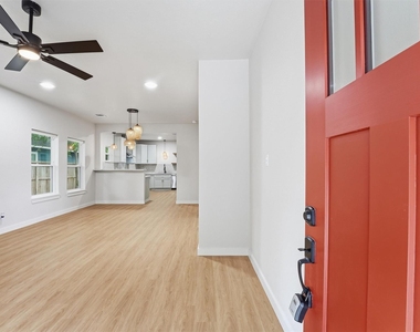 2710 Gano Street - Photo Thumbnail 2