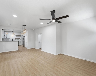 2710 Gano Street - Photo Thumbnail 20