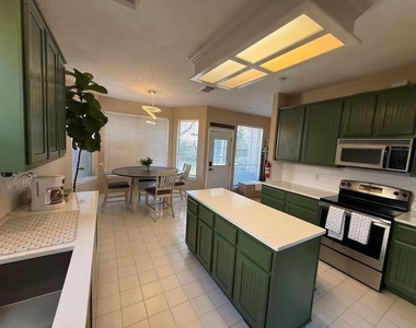 3310 Bluebonnet Meadows Lane - Photo Thumbnail 5