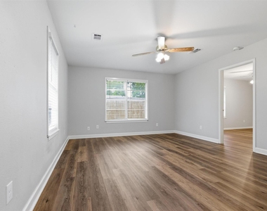3615 Alberta Street - Photo Thumbnail 5