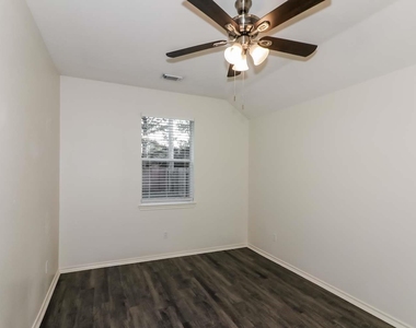 5114 Forest Sage Lane - Photo Thumbnail 12