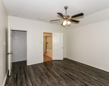5114 Forest Sage Lane - Photo Thumbnail 7