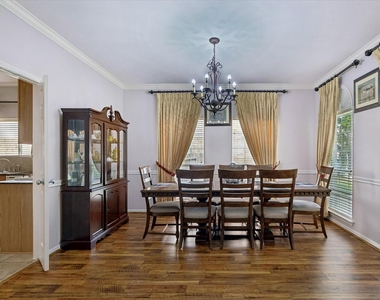 21702 Cozy Hollow Lane - Photo Thumbnail 4