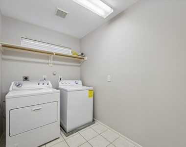 21702 Cozy Hollow Lane - Photo Thumbnail 18