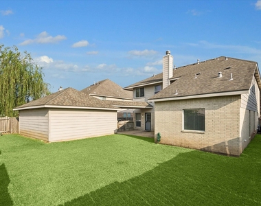 21702 Cozy Hollow Lane - Photo Thumbnail 19