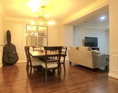 1719 Stacy Crest - Photo Thumbnail 12
