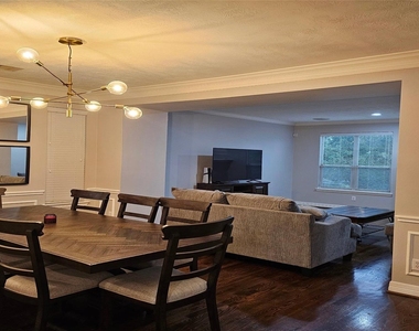 1719 Stacy Crest - Photo Thumbnail 11