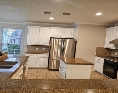 1719 Stacy Crest - Photo Thumbnail 8
