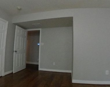 1719 Stacy Crest - Photo Thumbnail 1