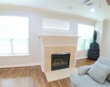 1719 Stacy Crest - Photo Thumbnail 13