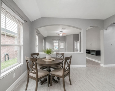 15718 Egret Field Lane - Photo Thumbnail 10