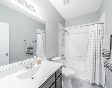 15718 Egret Field Lane - Photo Thumbnail 6