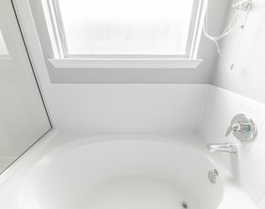 15718 Egret Field Lane - Photo Thumbnail 3